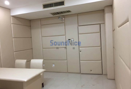 Interrogation room anti collision fabric acoustic panels